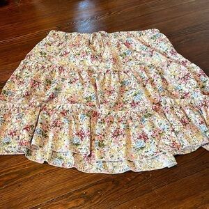Alelly Women’s Floral Skirt Size L
